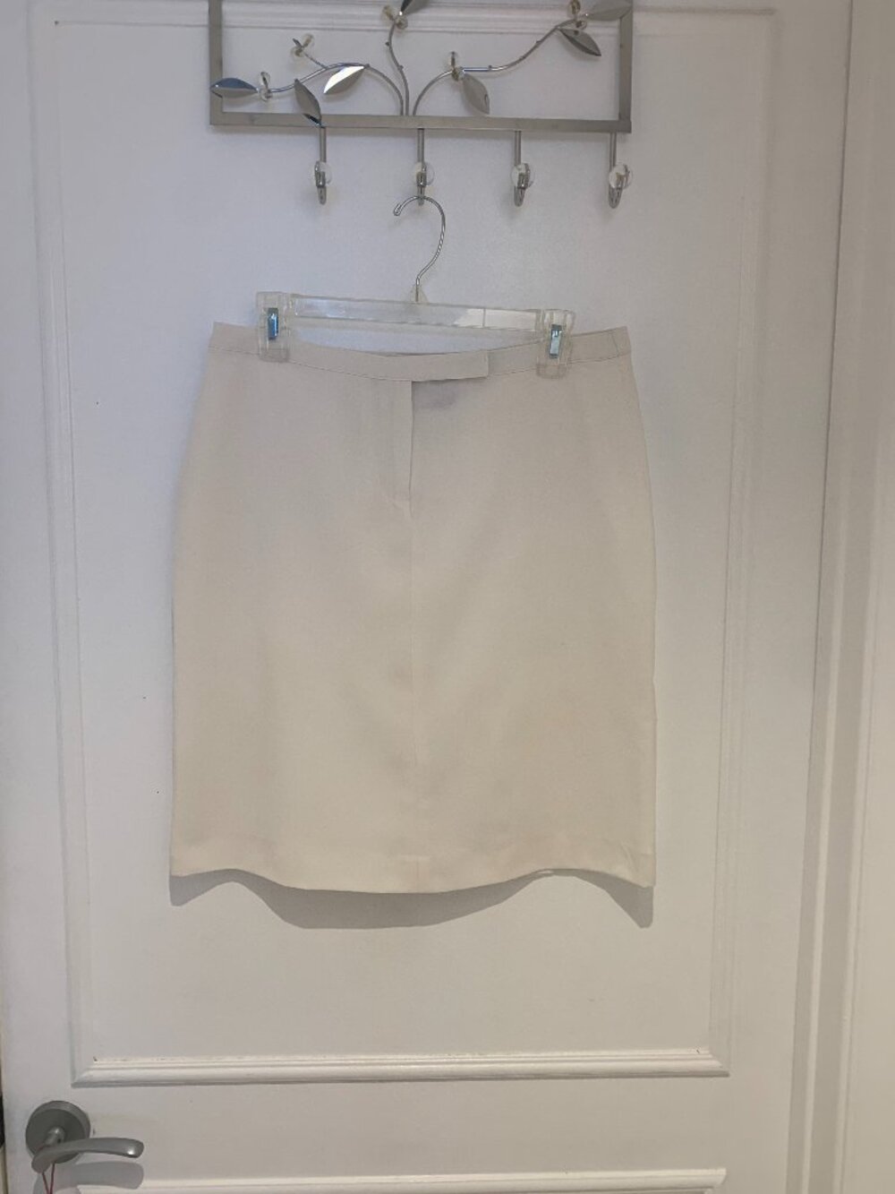 Jessica McClintock White Skirt Size 6, Gently Used